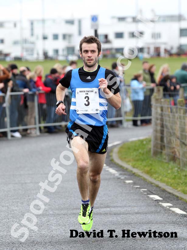 Sam Forester (Morpeth Harriers) in the North Tyneside 10k Road Race from North Shields to Whitley Bay.